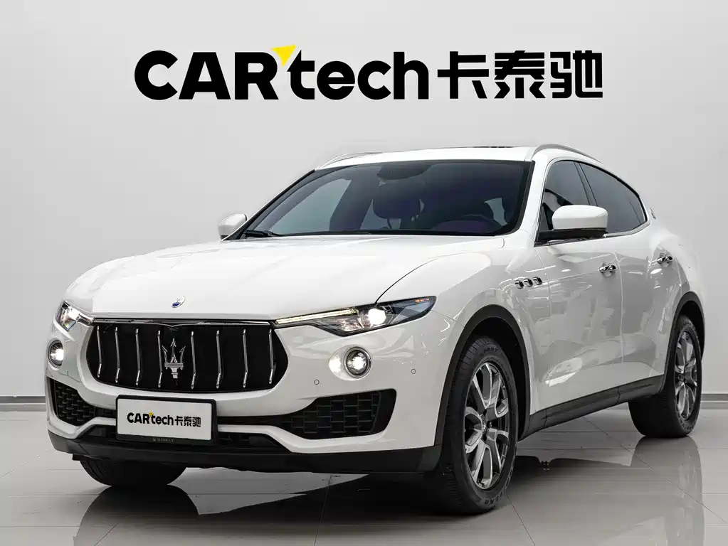 Maserati Levante 2019 — фото 1