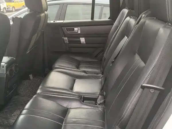 Land Rover Discovery 2016