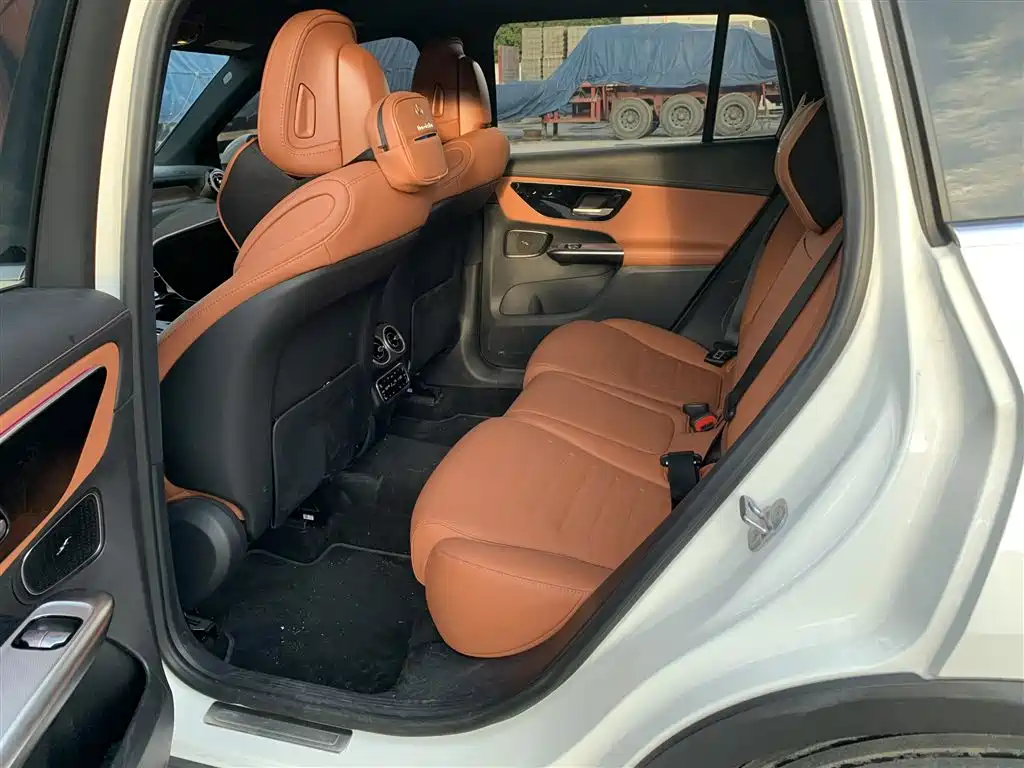 Mercedes-Benz GLC 2024