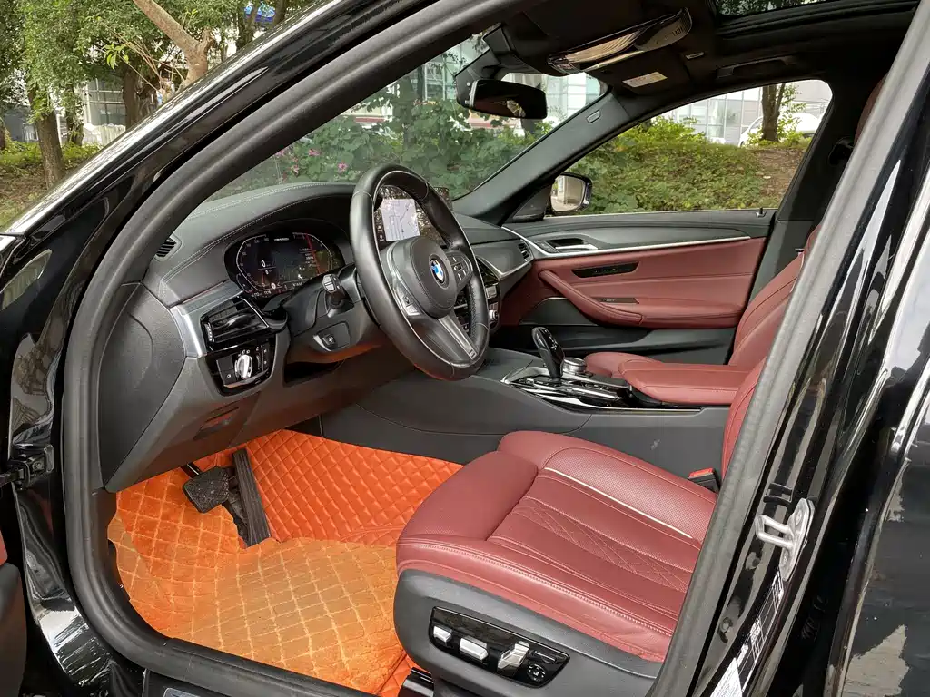 BMW 5 Series 2022