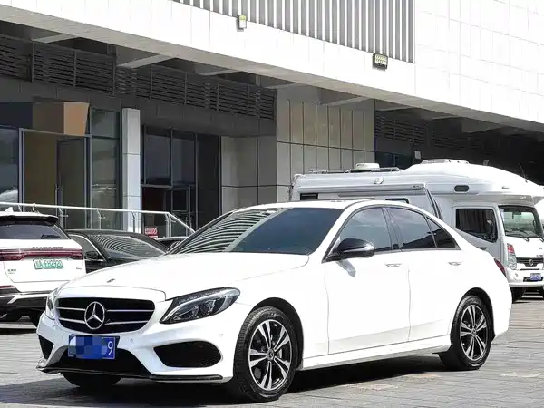 Mercedes-Benz C-Class 2018
