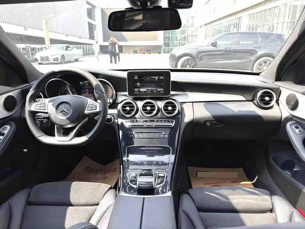 Mercedes-Benz C-Class 2018 — фото 8