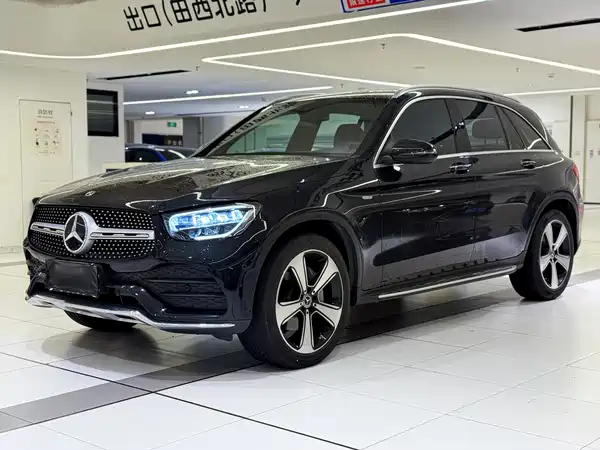 Mercedes-Benz GLC 2023