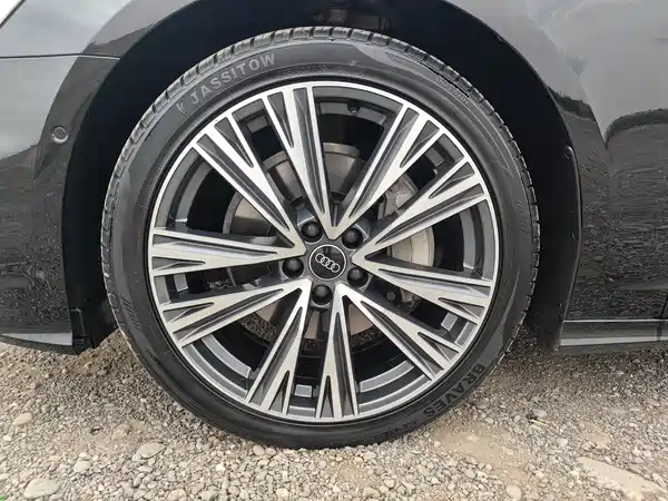 Audi A6L 2023