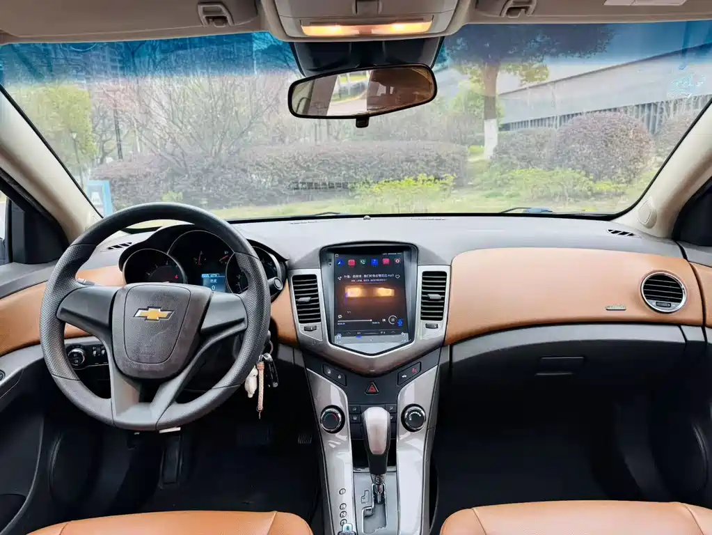 Chevrolet Cruze 2015 — фото 8