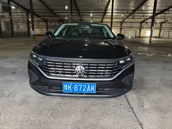 Volkswagen Passat 2023