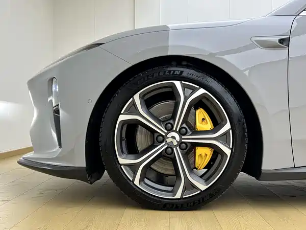 NIO ET5T 2024