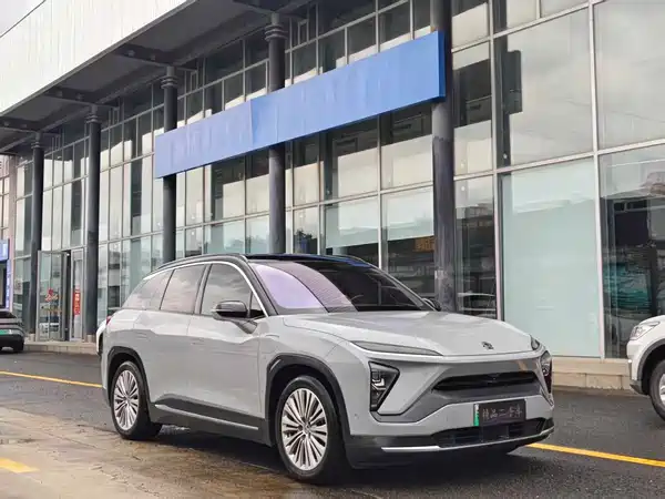 NIO ES6 2020