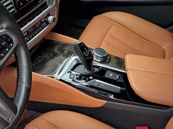 BMW 5 Series 2020