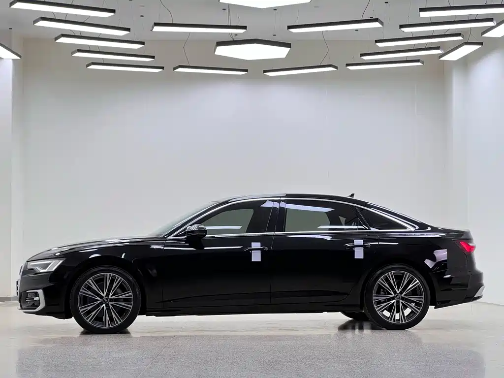 Audi A6L 2023 — фото 5