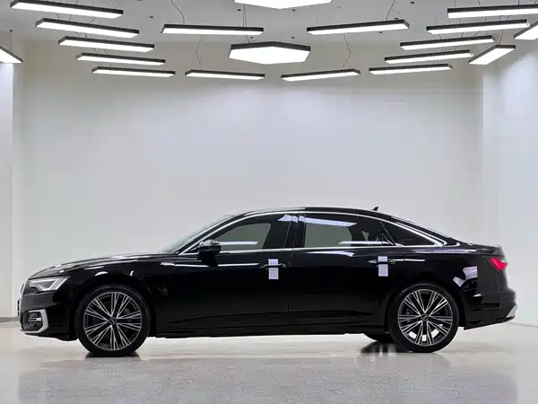 Audi A6L 2023
