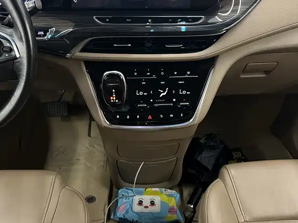 Buick GL8 2021