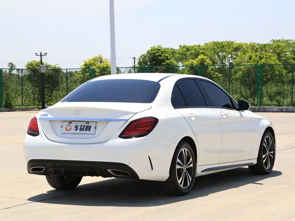 Mercedes-Benz C-Class 2019 — фото 22