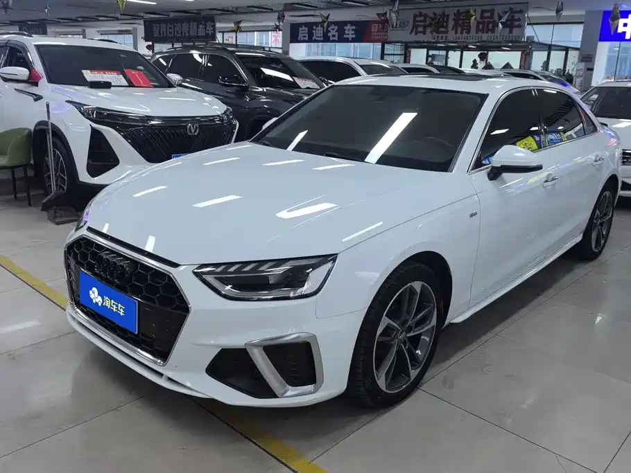Audi A4L 2021