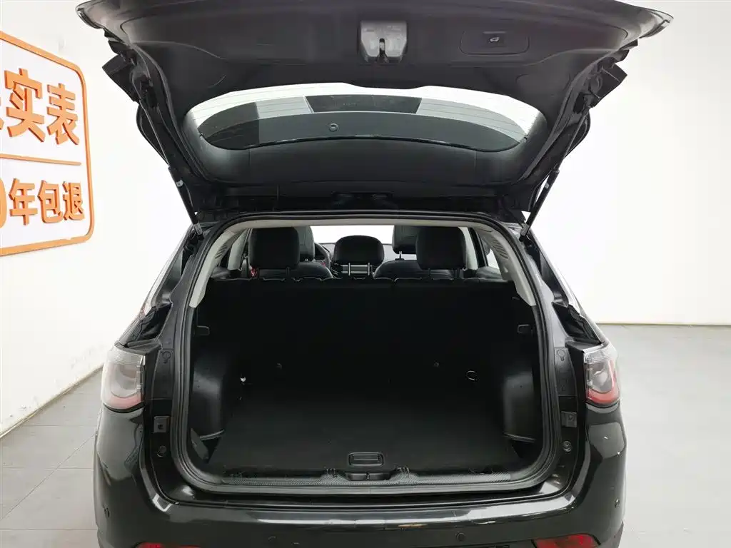 Jeep Compass 2019 — фото 16