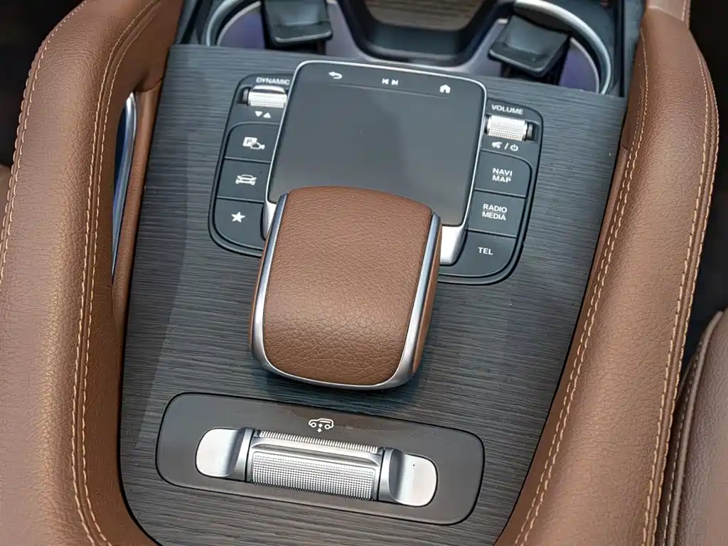 Mercedes-Benz GLS 2024 — фото 16