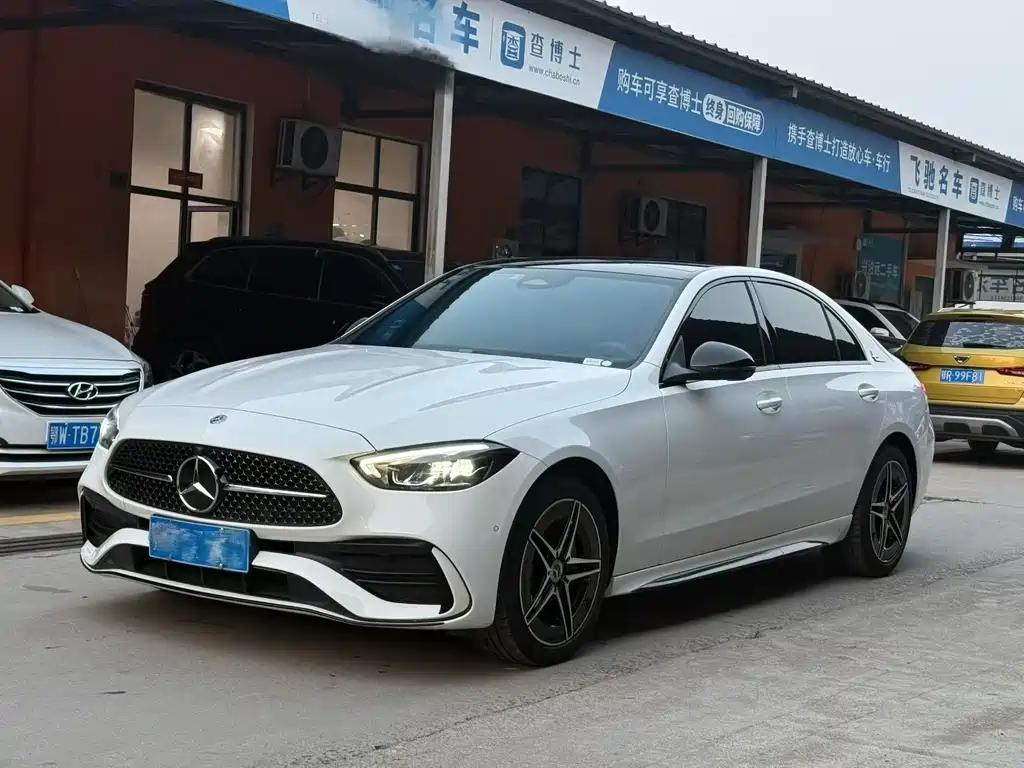 Mercedes-Benz C-Class 2024 — фото 1