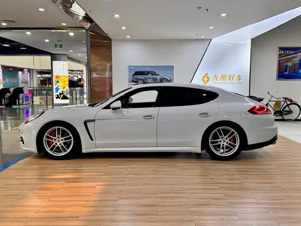 Porsche Panamera 2017