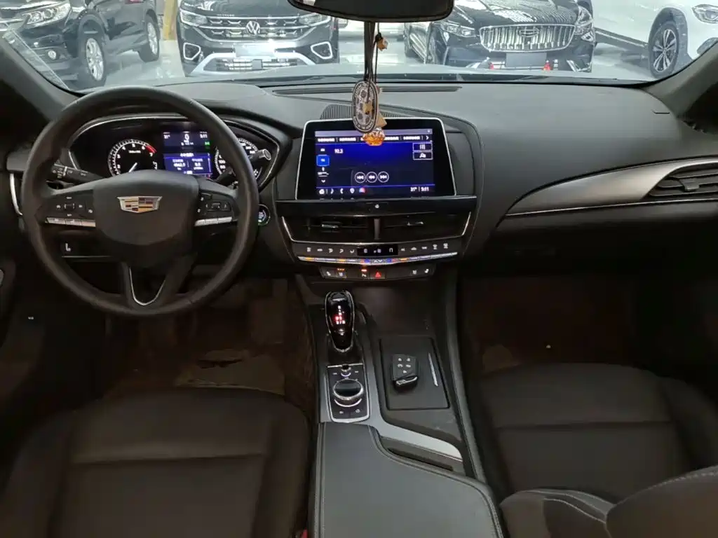 Cadillac CT5 2022 — фото 10