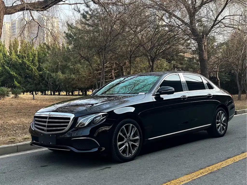 Mercedes-Benz E-Class 2018 — фото 1