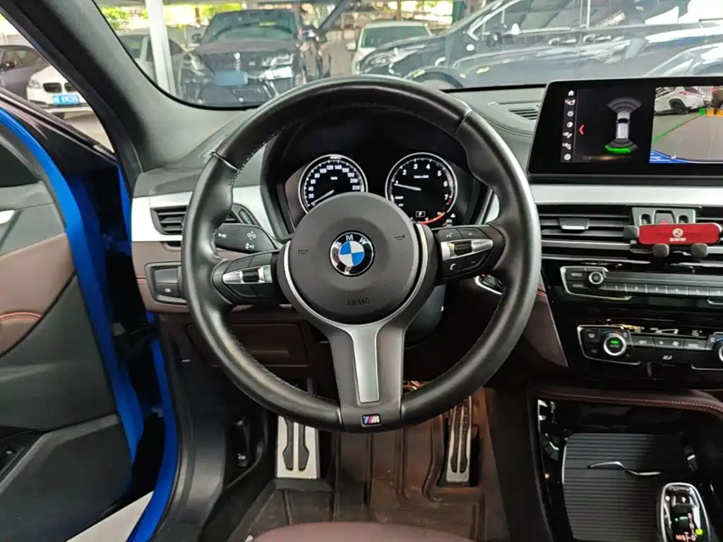 BMW X2 2022 — фото 11