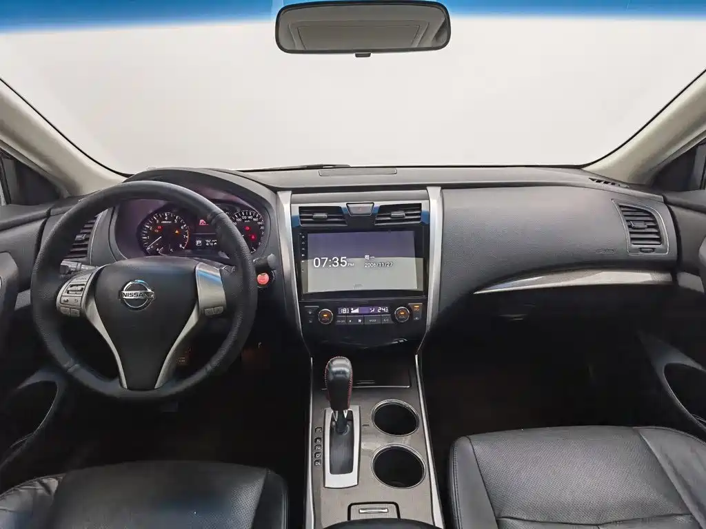 Nissan Teana 2016