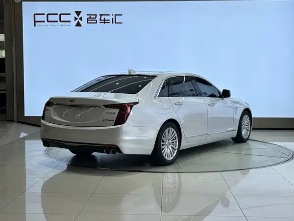 Cadillac CT6 2021