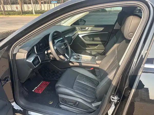 Audi A6L 2020