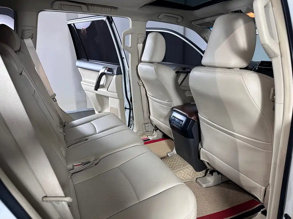 Toyota Prado 2019 — фото 14