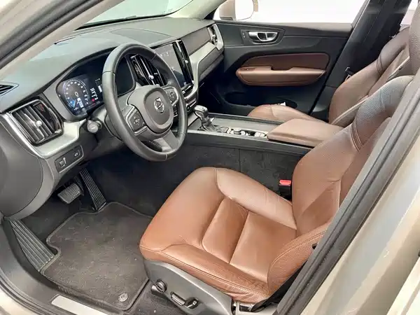 Volvo XC60 2019