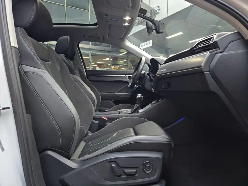 Audi Q3 Sportback 2020 — фото 9