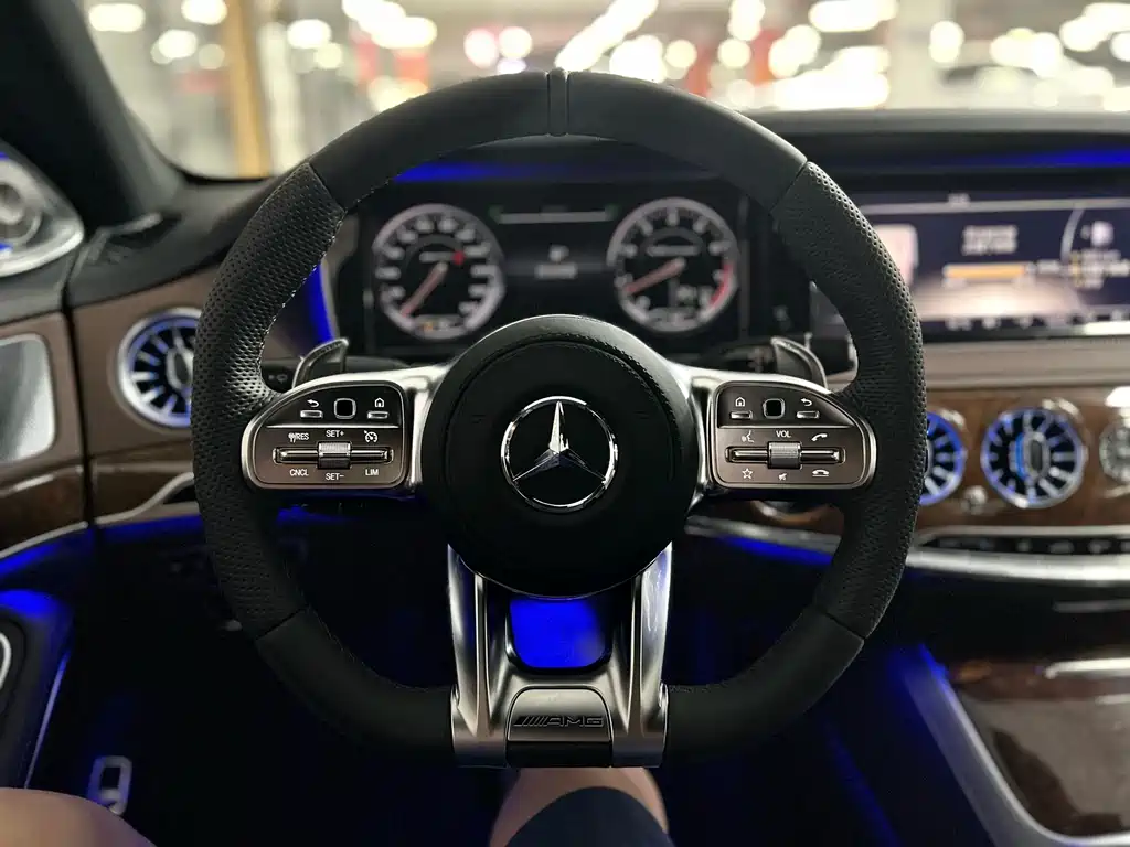 Mercedes-Benz S-Class AMG 2015 — фото 11