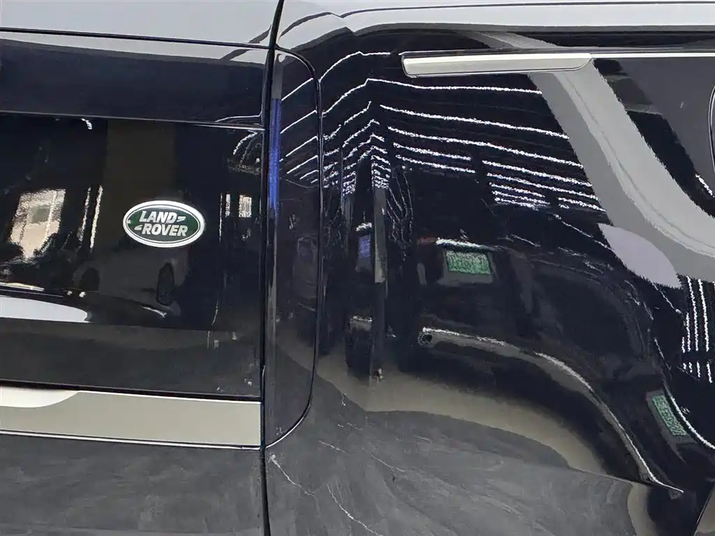 Land Rover Range Rover 2025 — фото 18