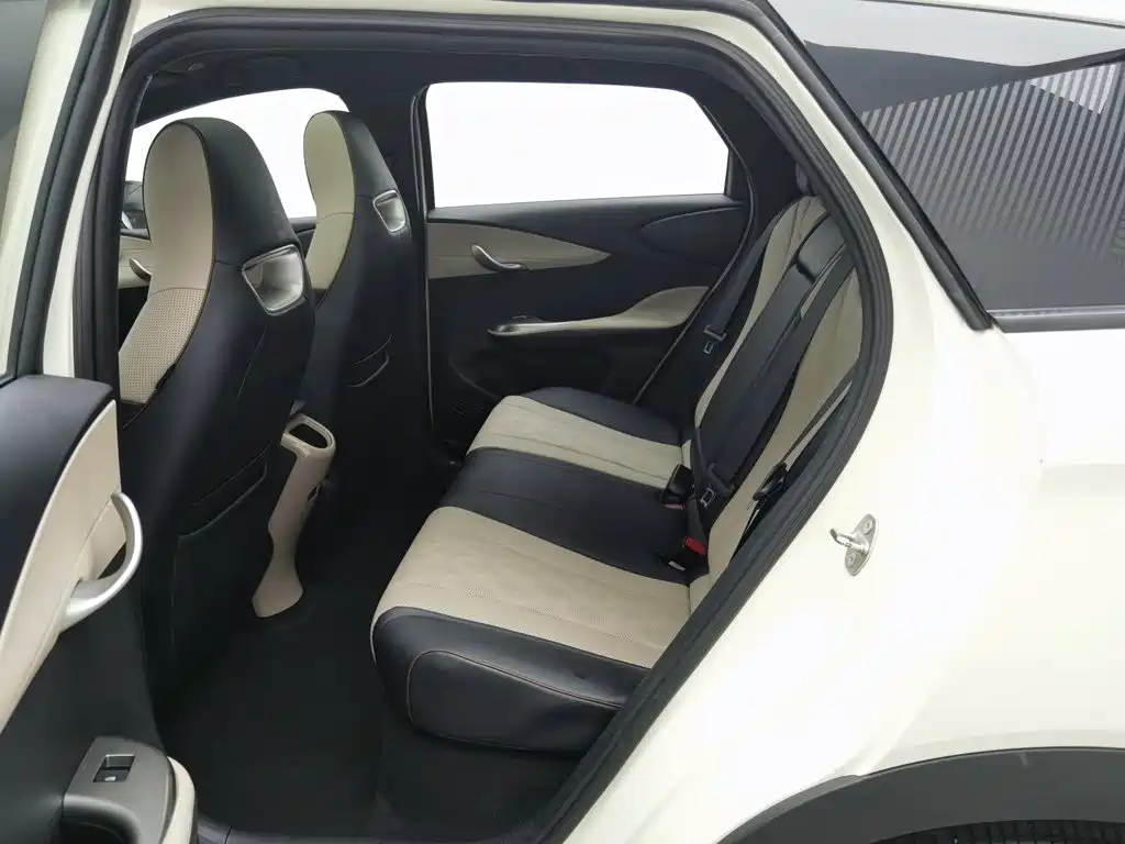 BYD Dolphin 2023 — фото 15
