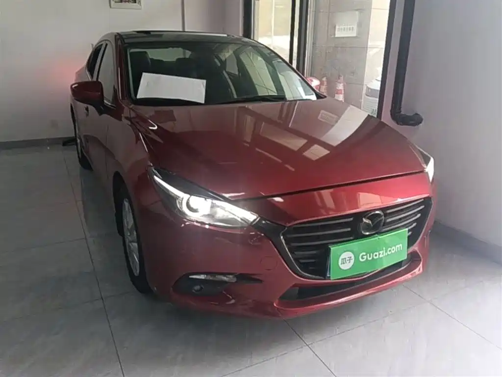 Mazda 3 Axela 2017 — фото 4