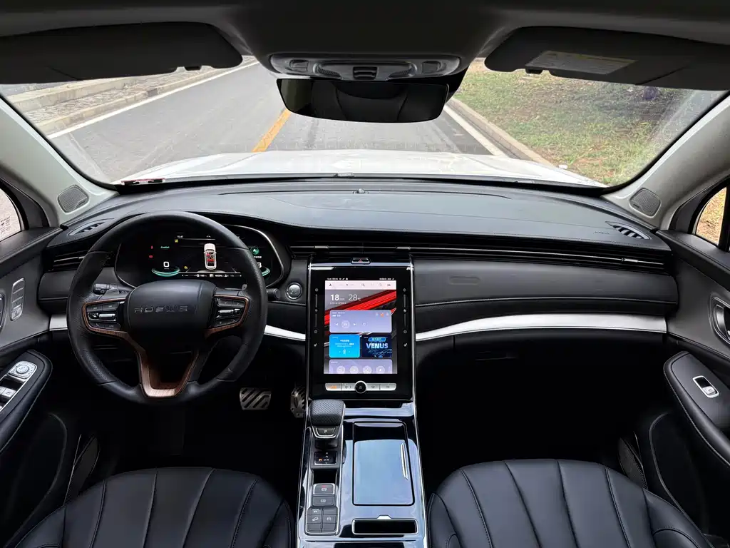 Roewe RX5 MAX 2020 — фото 12