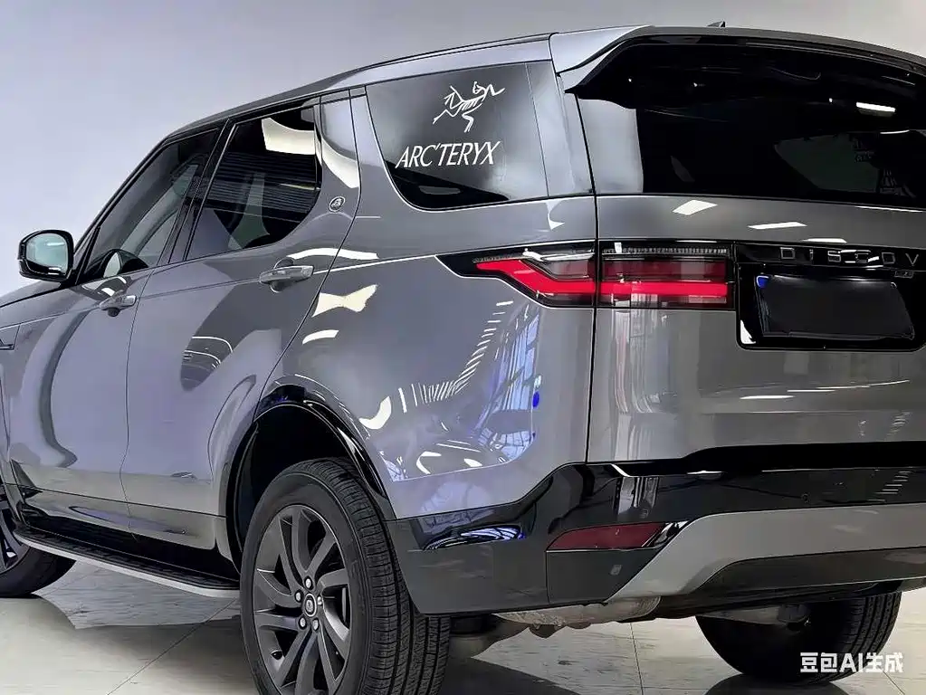Land Rover Discovery 2021 — фото 36