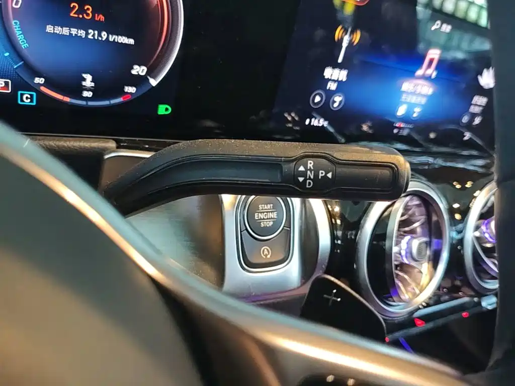 Mercedes-Benz GLB 2020 — фото 14