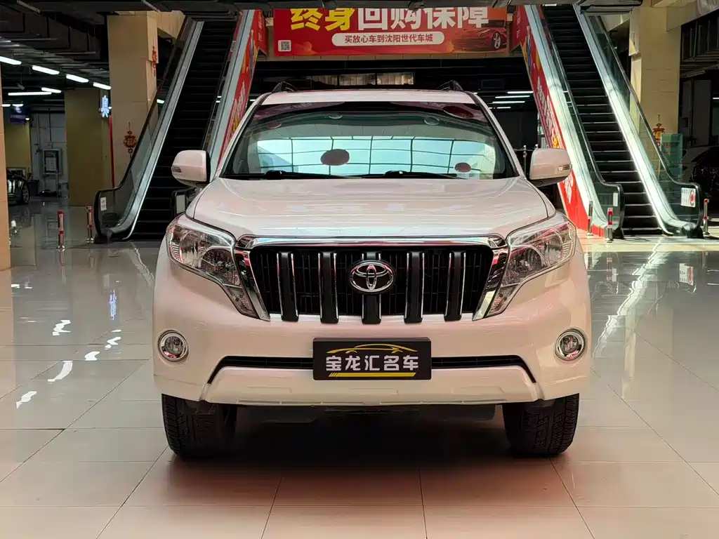 Toyota Prado 2016 — фото 2