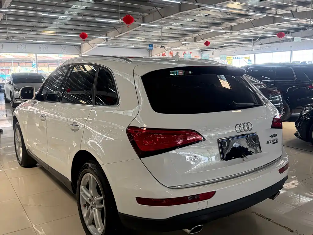 Audi Q5 2017 — фото 10