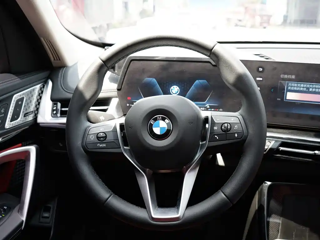 BMW X1 2024 — фото 13