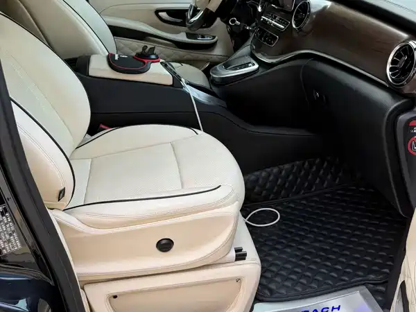 Mercedes-Benz V-Class 2022