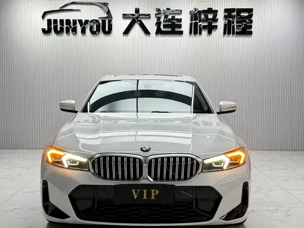 BMW 3 Series 2023