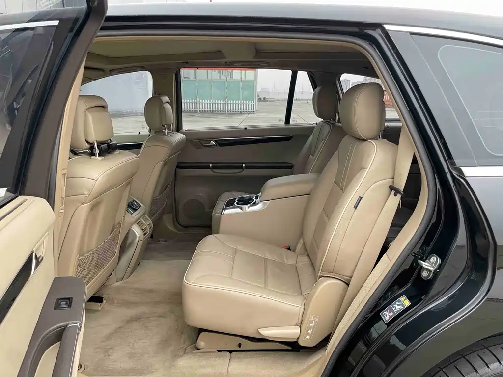 Mercedes-Benz R-Class 2015 — фото 13