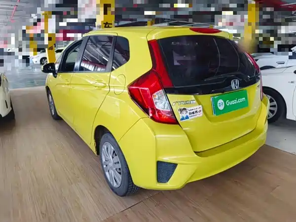 Honda Fit 2015