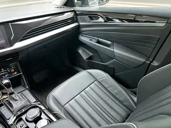 Volkswagen Passat 2023