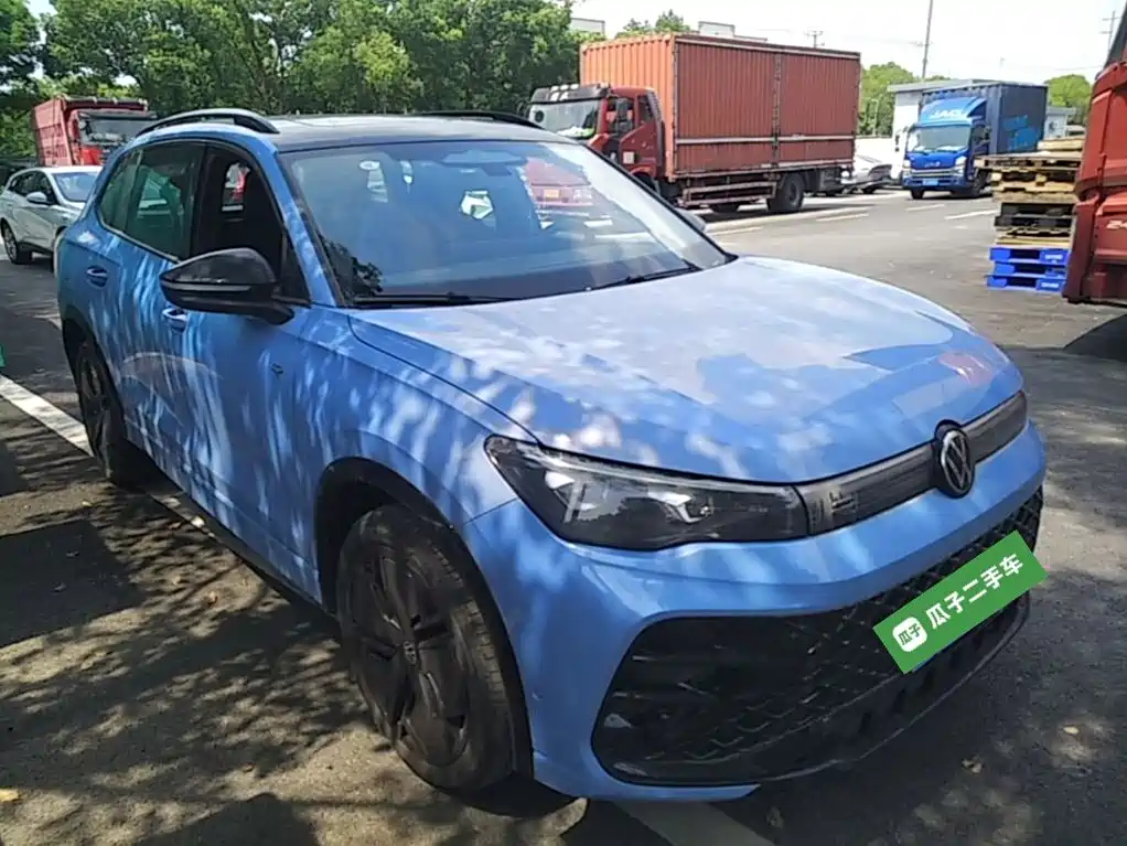 Volkswagen Tiguan L 2024