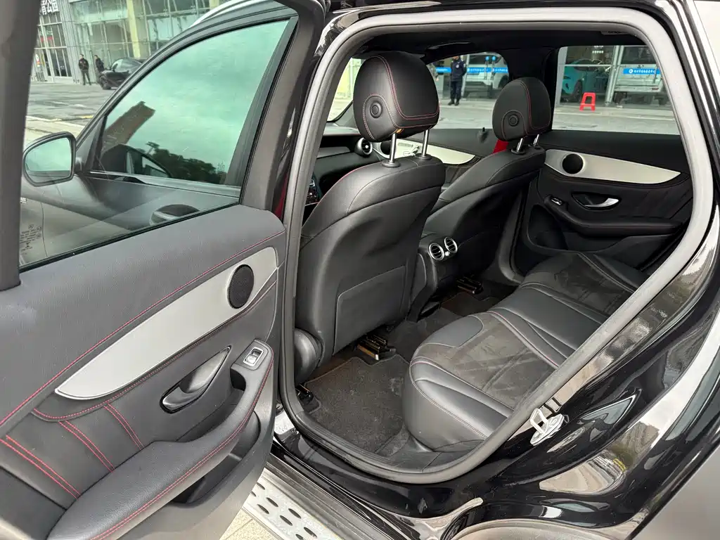 Mercedes-Benz GLC AMG 2019 — фото 10