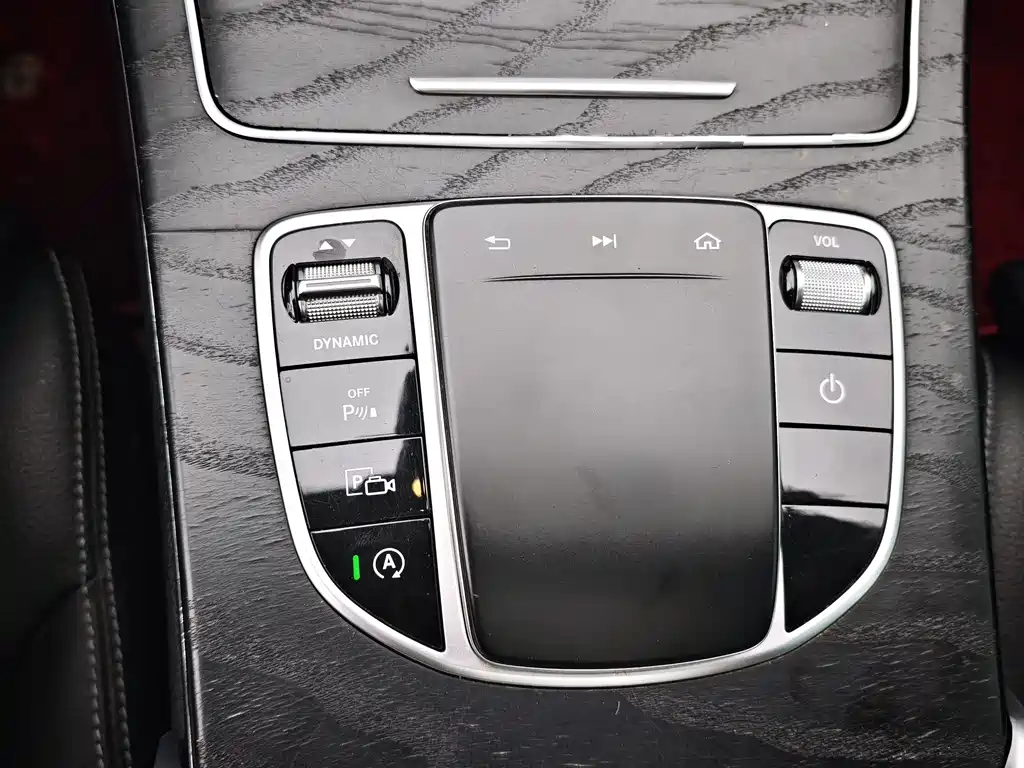 Mercedes-Benz C-Class 2019 — фото 25