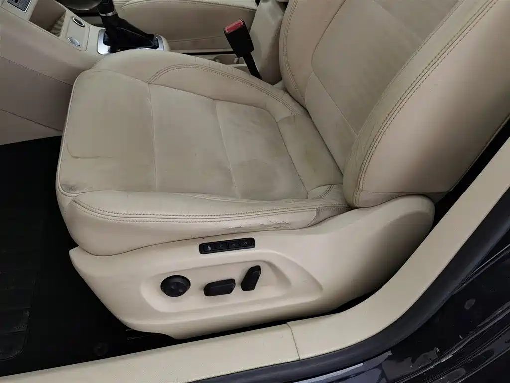 Volkswagen Tiguan 2015 — фото 20